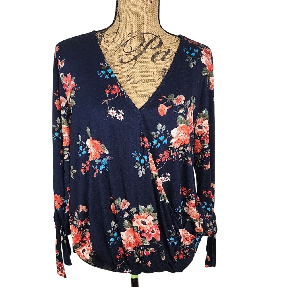 BEACON Size Large Navy Floral Surplice Tie Detail 3/4 Sleeve Business Casual Top